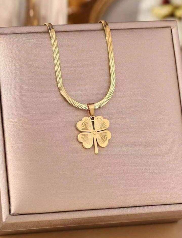 Shiny Four-Leaf Pendant Chain