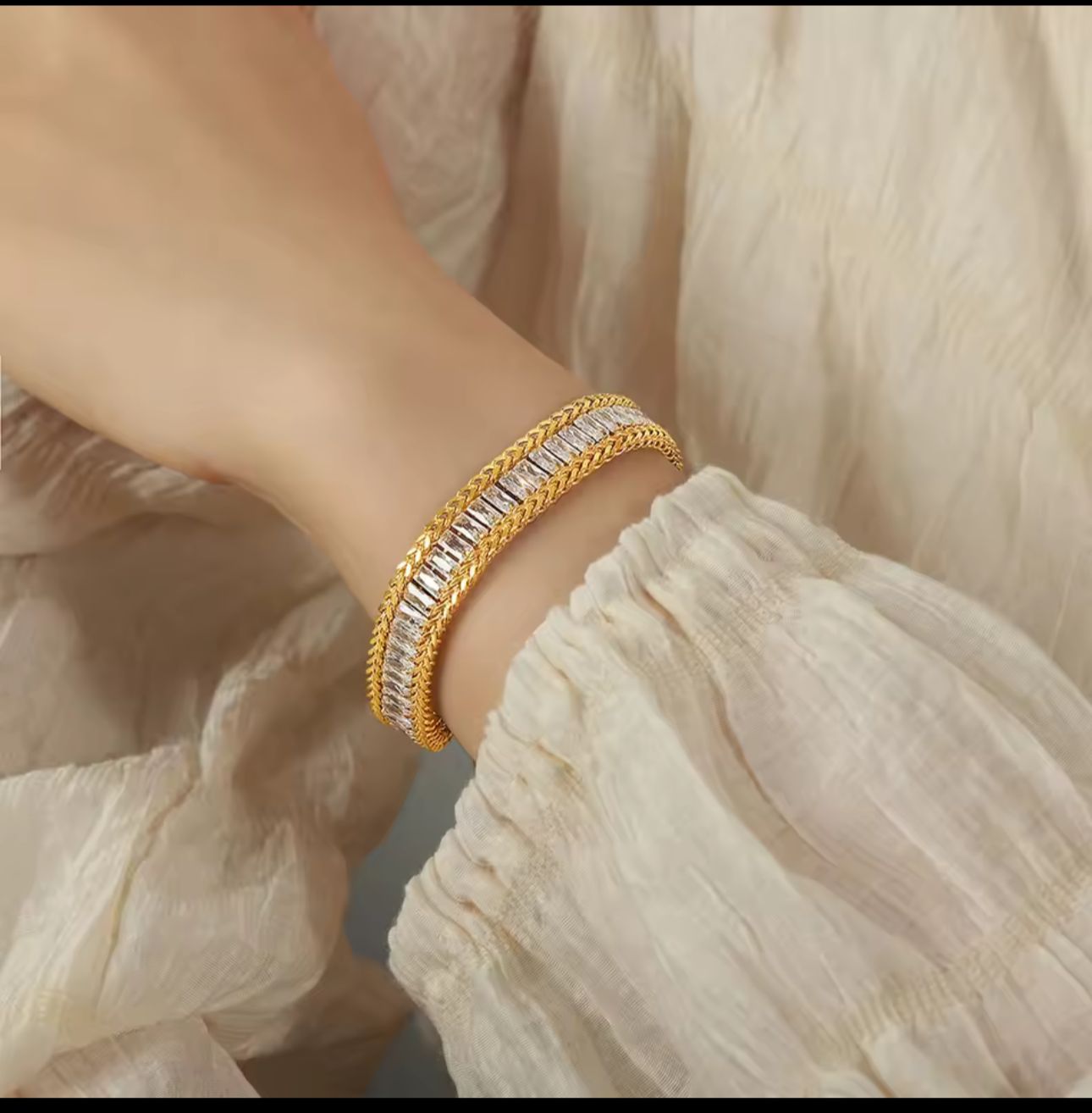 Royal Radiance Chain