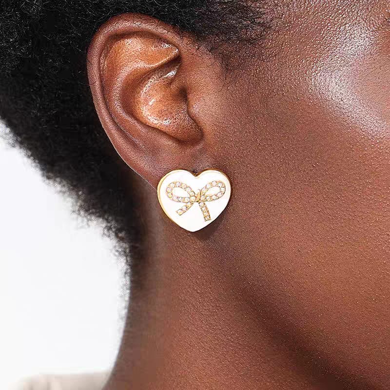 Pearl Bow Charm Earing