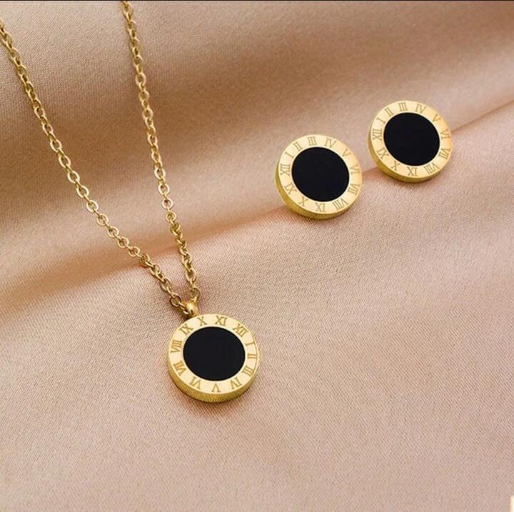 Eclipse Roman Charm Set