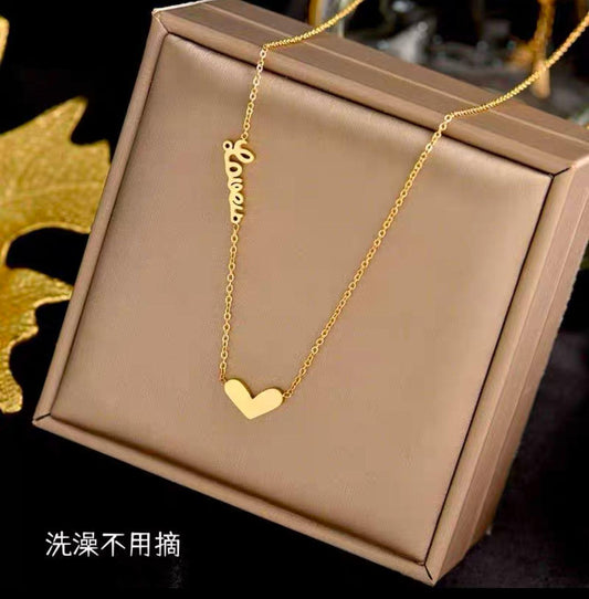 Golden Heartbeat Love Chain