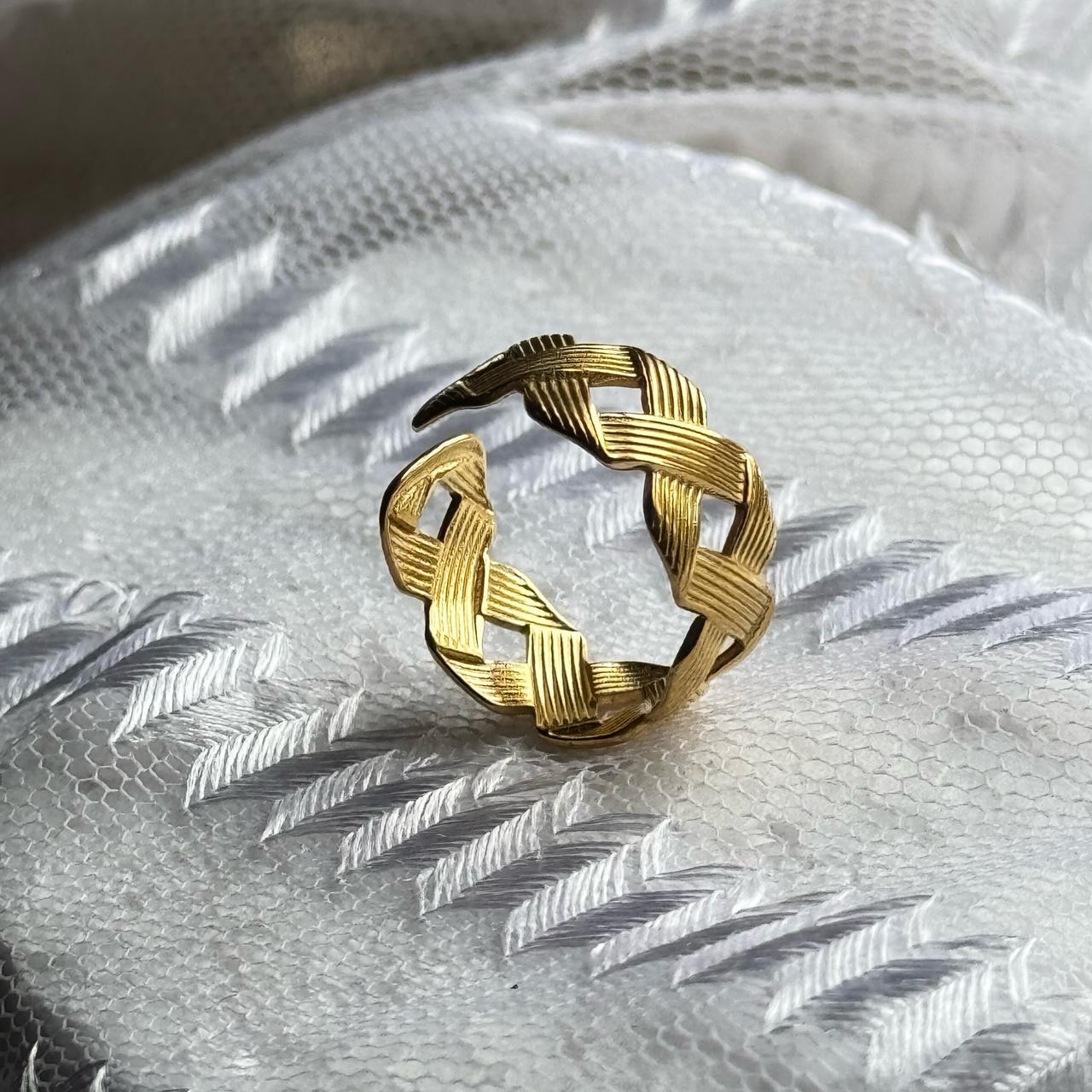 Golden Weave Band Ring
