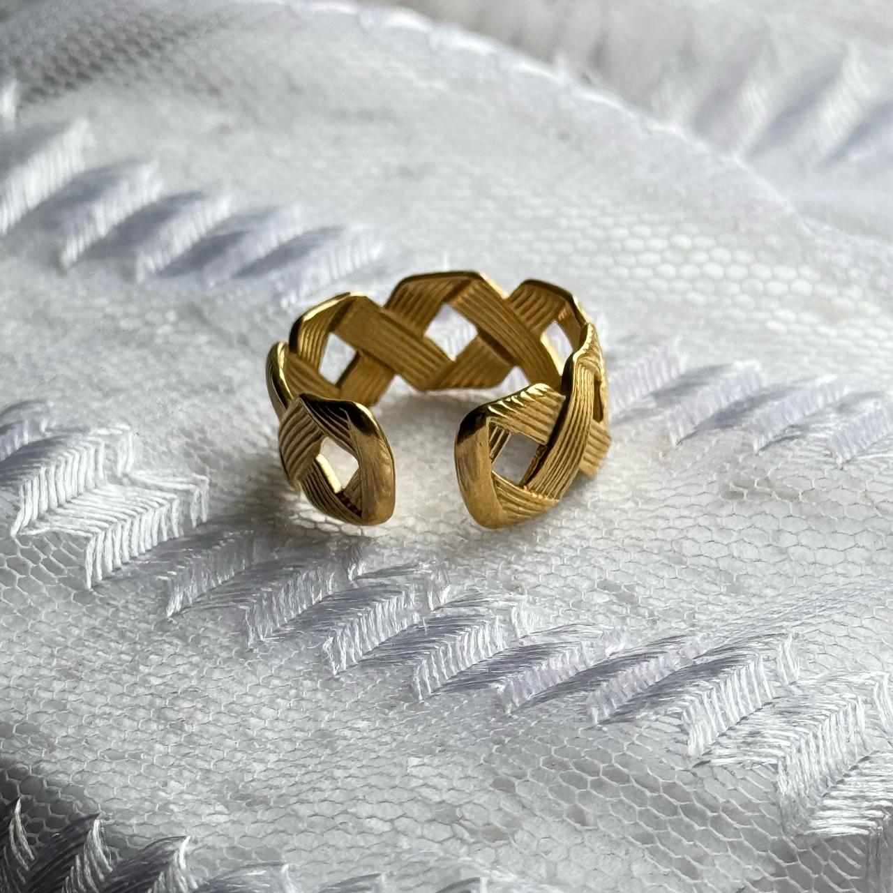 Golden Weave Band Ring