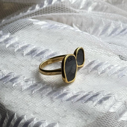 Elegant Stone Split Ring