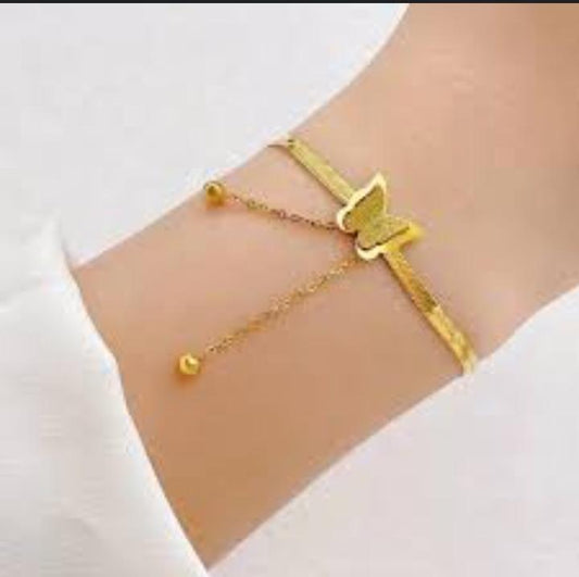 Delicate Wings Wrist Chain