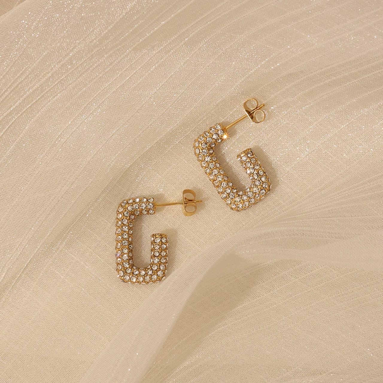 Golden earings with diamonds-E3