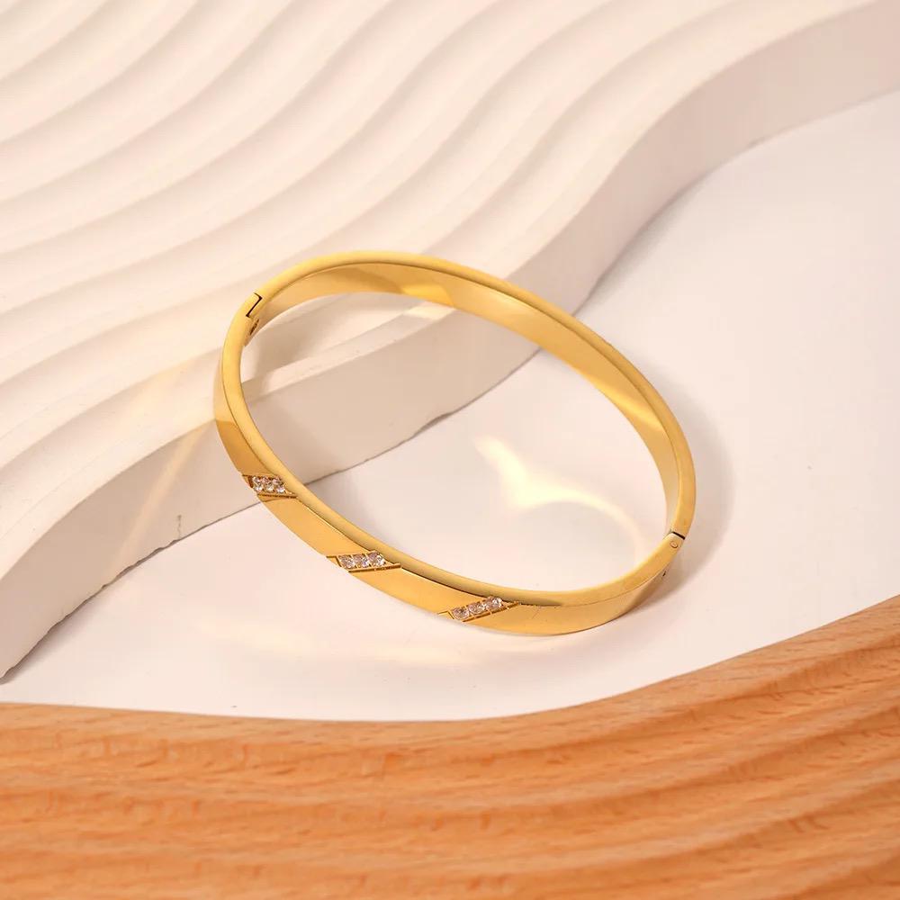 Cubic Zircon Bracelets for Women