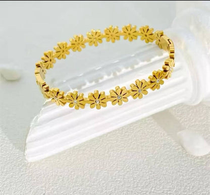 Golden Petal Kada Bracelet- Anti- Tarnish