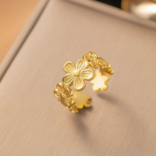 Sunlit Flower Gold Ring